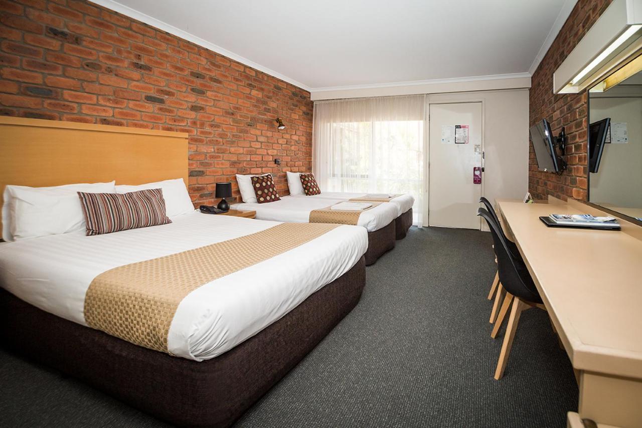 Australian Settlers Motor Inn Swan Hill Exterior photo