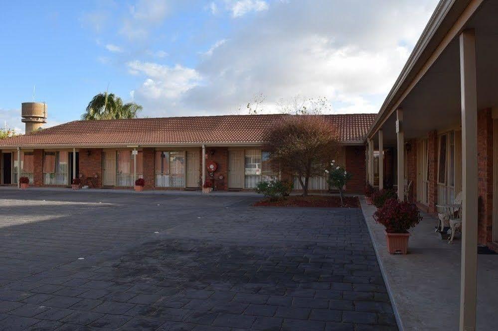 Australian Settlers Motor Inn Swan Hill Exterior photo